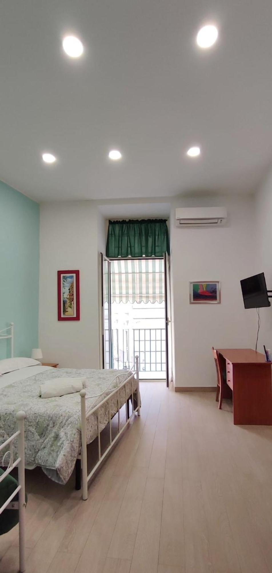 Casa Vacanze Napoli Centro Carmen & Sara 外观 照片